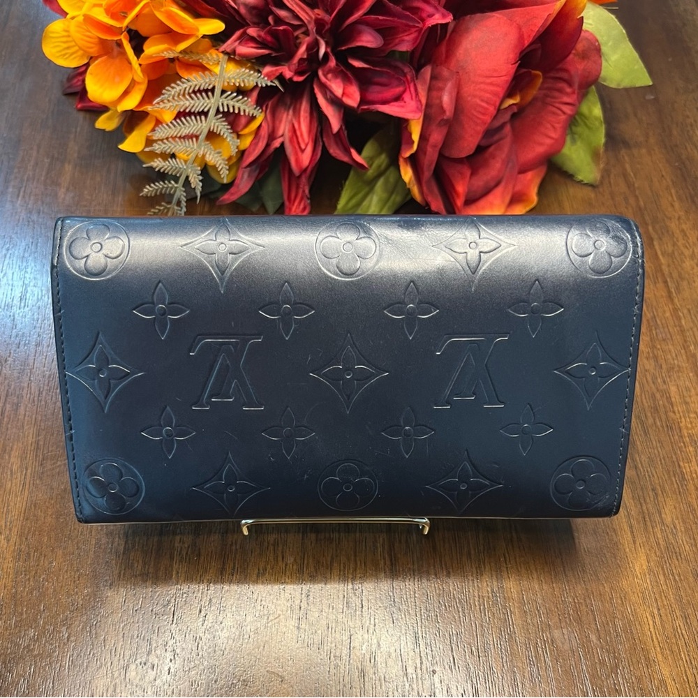 Louis Vuitton Black Monogram Wallet - Picture 2 of 11